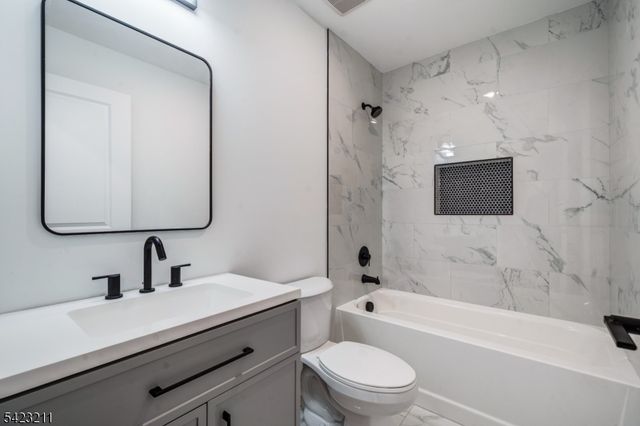 25 Brookside Ave, Irvington Twp., NJ 07111