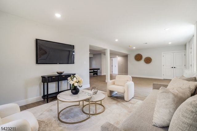 25 Brookside Ave, Irvington Twp., NJ 07111