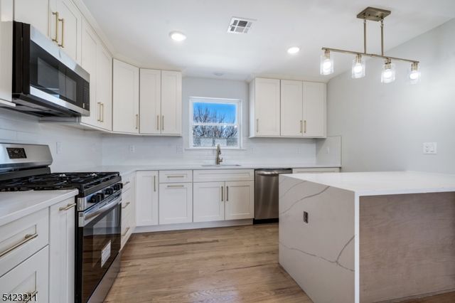 25 Brookside Ave, Irvington Twp., NJ 07111