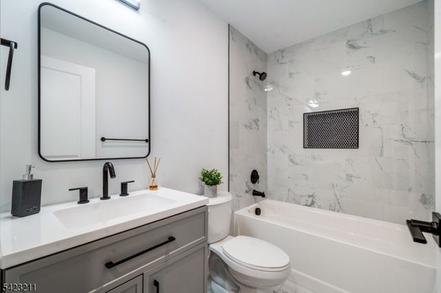 25 Brookside Ave, Irvington Twp., NJ 07111