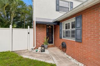 111 S LAUBER WAY B, Tampa, FL 33609