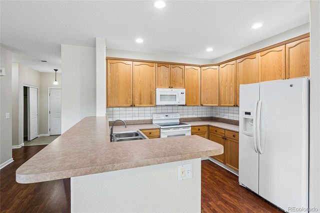 9568 W San Juan Circle 201, Littleton, CO 80128