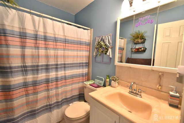 16 Homestead Drive, Old Bridge, NJ 07747