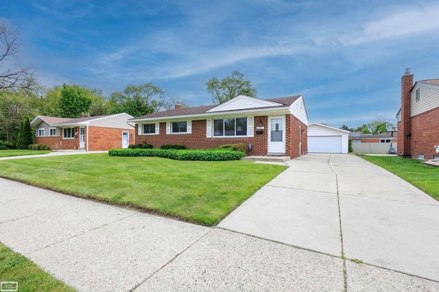 16996 Grettel Avenue, Fraser, MI 48026