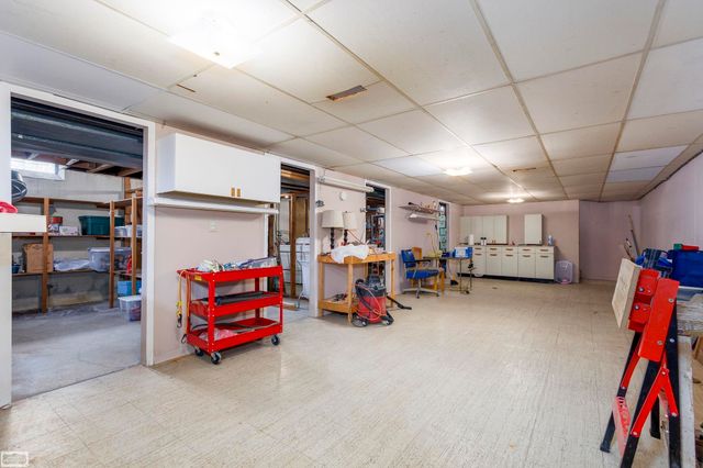 16996 Grettel Avenue, Fraser, MI 48026