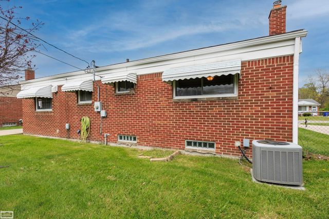 16996 Grettel Avenue, Fraser, MI 48026