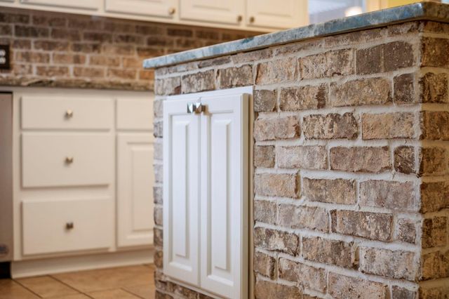 14 Wickham Court, Sugar Land, TX 77479