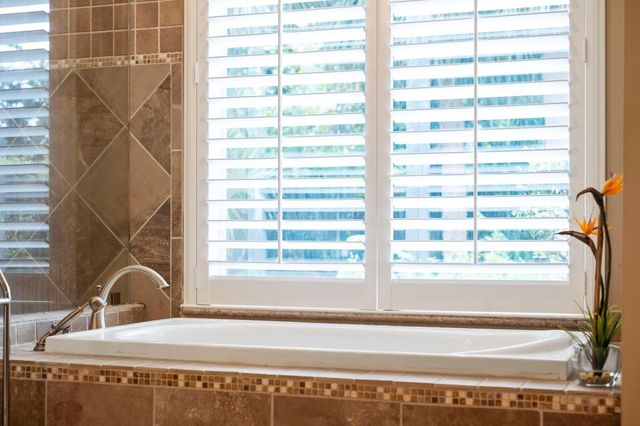 14 Wickham Court, Sugar Land, TX 77479