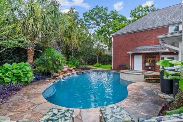 14 Wickham Court, Sugar Land, TX 77479