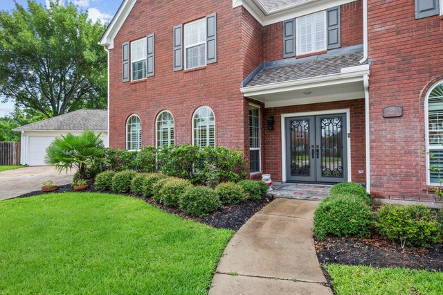 14 Wickham Court, Sugar Land, TX 77479