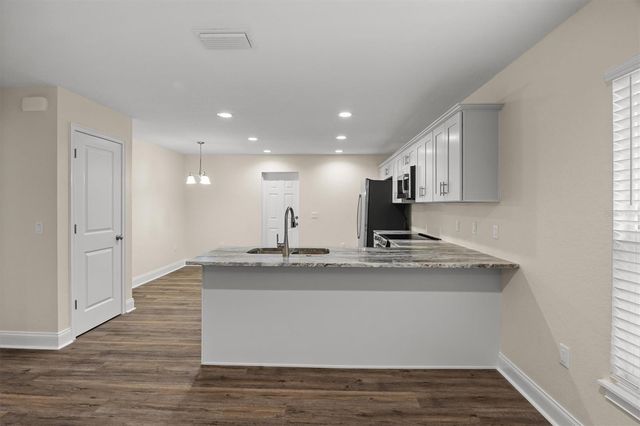 106 SUNSET BOULEVARD, Polk City, FL 33868