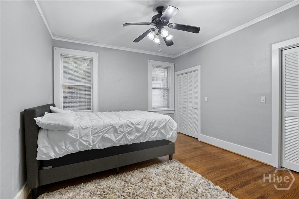 Image 9 of property listing at 424 E 50th Street, Savannah, GA 31405