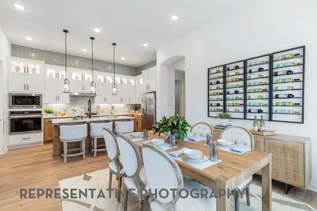 2810 Pathway Crest Lane, Webster, TX 77598