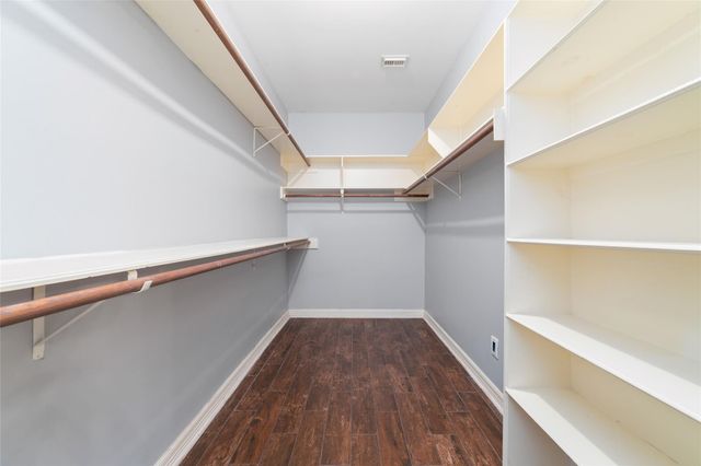7115 W Hearthstone Green Drive, Houston, TX 77095