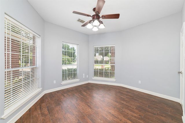 7115 W Hearthstone Green Drive, Houston, TX 77095
