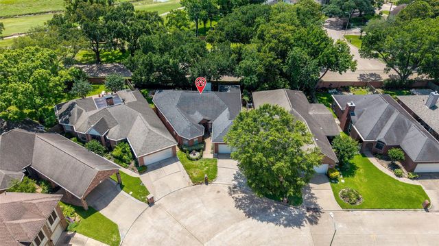 7115 W Hearthstone Green Drive, Houston, TX 77095