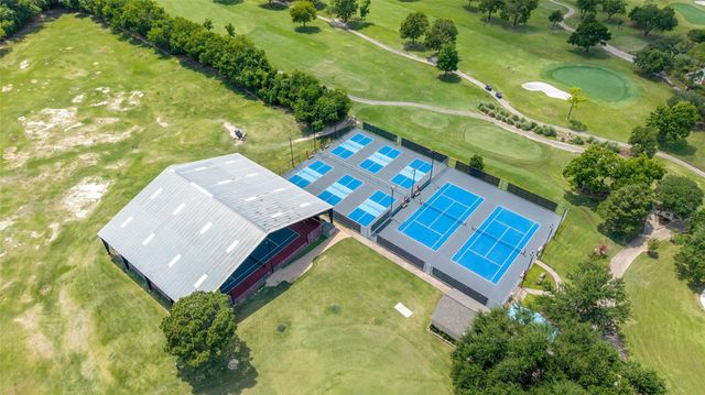 7115 W Hearthstone Green Drive, Houston, TX 77095