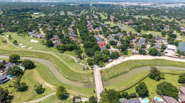 7115 W Hearthstone Green Drive, Houston, TX 77095
