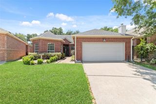 7115 W Hearthstone Green Drive, Houston, TX 77095