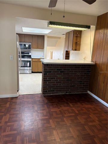 5107 E 120TH AVENUE, Temple Terrace, FL 33617