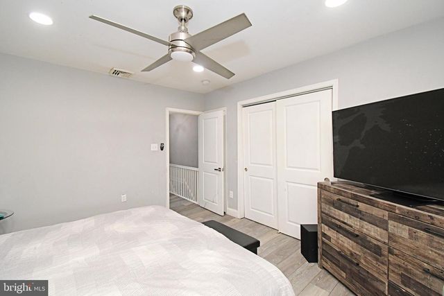 7027 CHARLES ST, Philadelphia, PA 19135