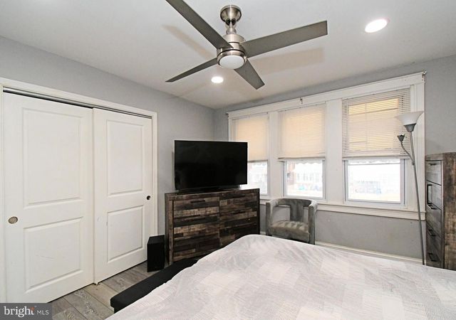 7027 CHARLES ST, Philadelphia, PA 19135