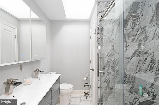 7027 CHARLES ST, Philadelphia, PA 19135