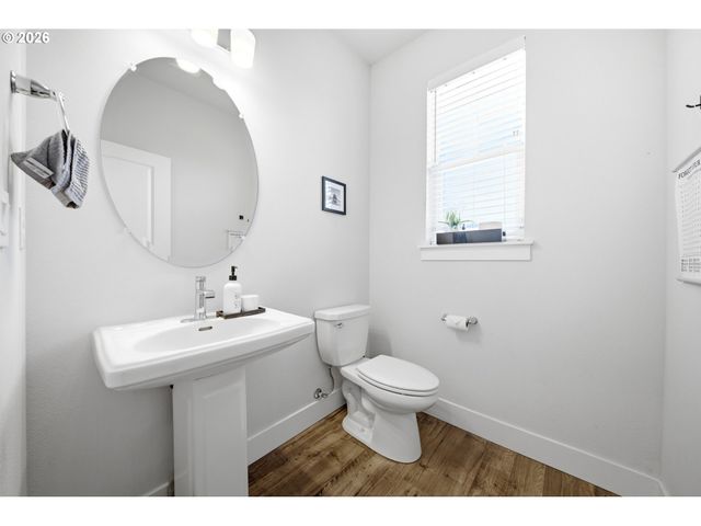 14342 Sw 165TH Ave, Tigard, OR 97224