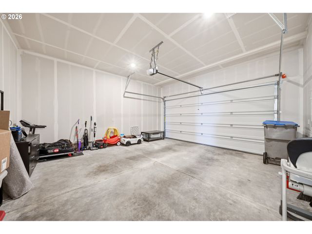 14342 Sw 165TH Ave, Tigard, OR 97224