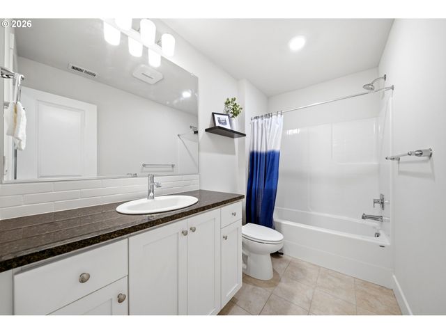 14342 Sw 165TH Ave, Tigard, OR 97224