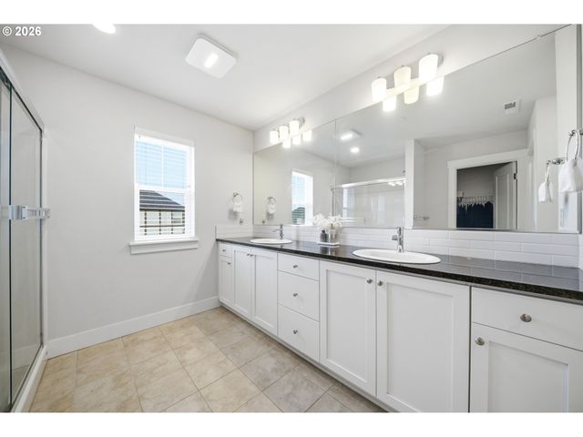 14342 Sw 165TH Ave, Tigard, OR 97224