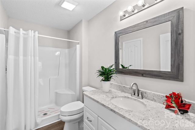 143 Ashwood Lane, Mooresville, NC 28117