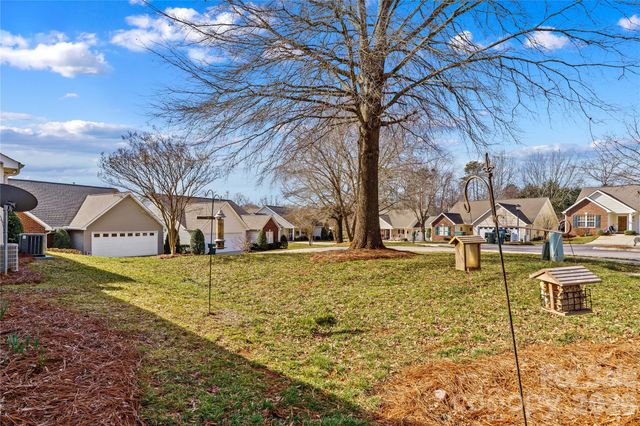 143 Ashwood Lane, Mooresville, NC 28117