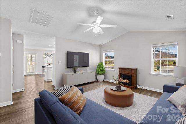 143 Ashwood Lane, Mooresville, NC 28117