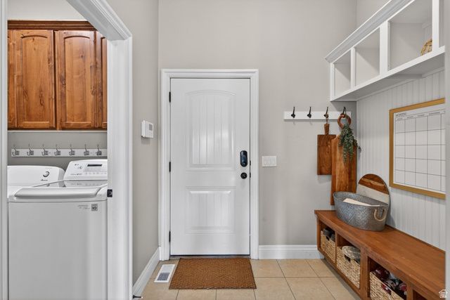14212 S STONE FLY DR, Bluffdale, UT 84065
