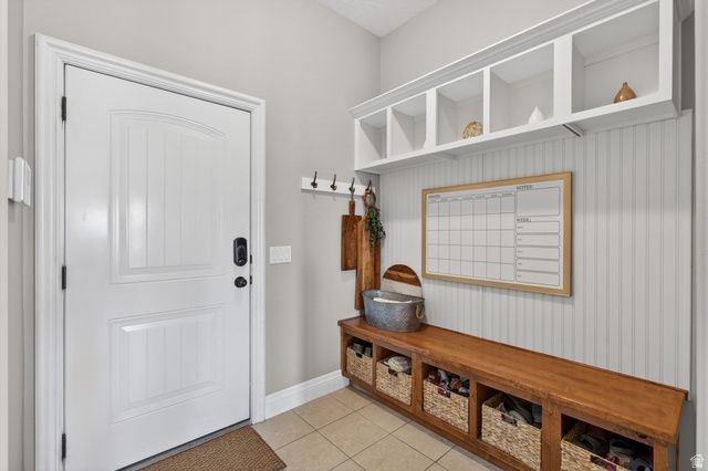 14212 S STONE FLY DR, Bluffdale, UT 84065