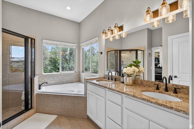 14212 S STONE FLY DR, Bluffdale, UT 84065