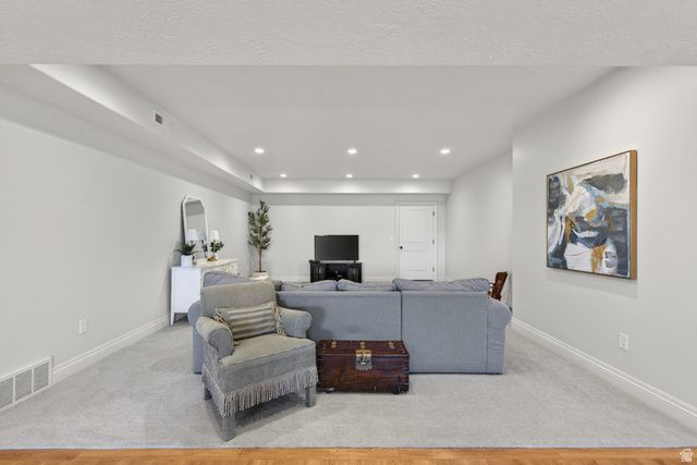 14212 S STONE FLY DR, Bluffdale, UT 84065