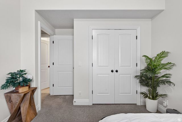 14212 S STONE FLY DR, Bluffdale, UT 84065