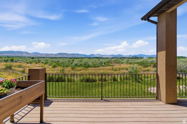 14212 S STONE FLY DR, Bluffdale, UT 84065