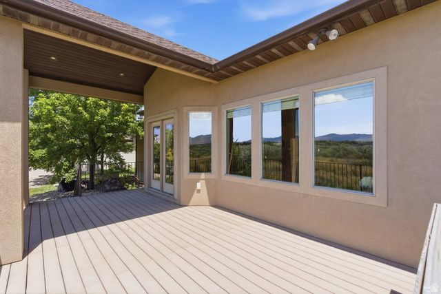 14212 S STONE FLY DR, Bluffdale, UT 84065