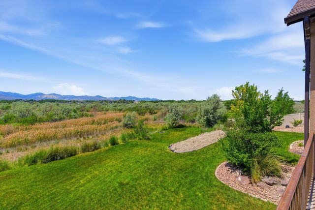 14212 S STONE FLY DR, Bluffdale, UT 84065