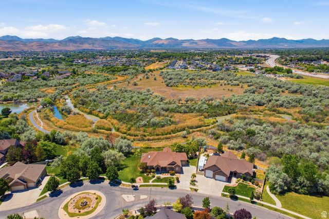 14212 S STONE FLY DR, Bluffdale, UT 84065