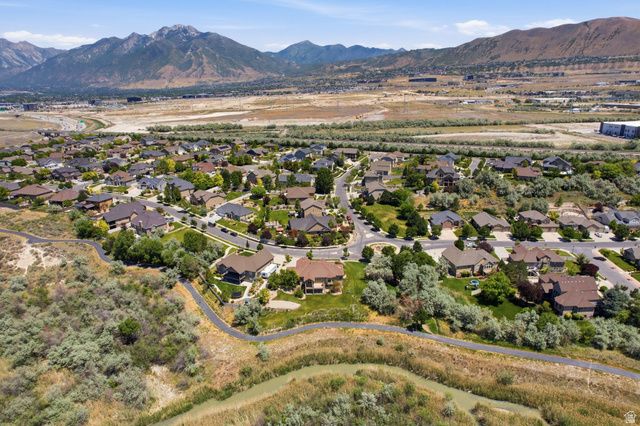 14212 S STONE FLY DR, Bluffdale, UT 84065