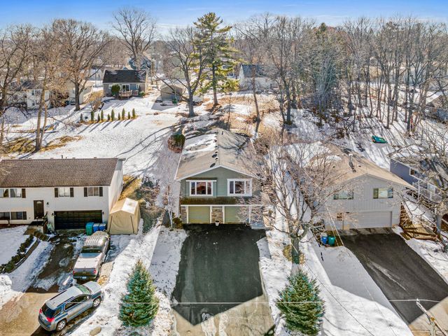 5773 Grandview Boulevard, Mound, MN 55364