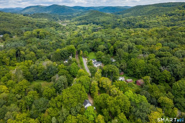 22 Waller Road, New Milford, CT 06755