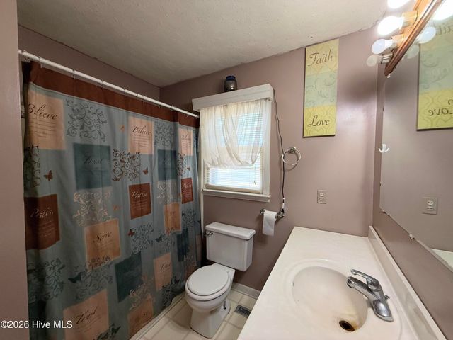2301 S Nc 903 Highway, Magnolia, NC 28453