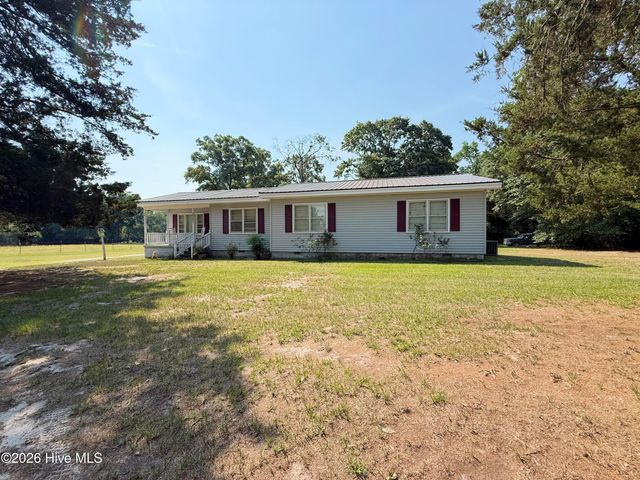 2301 S Nc 903 Highway, Magnolia, NC 28453