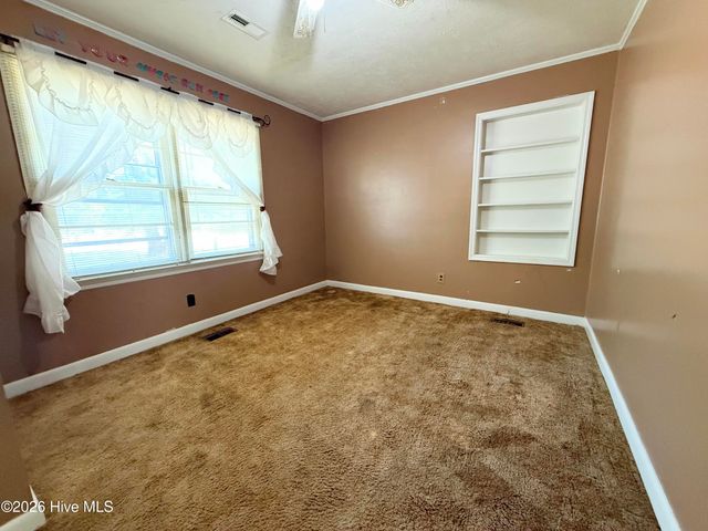 2301 S Nc 903 Highway, Magnolia, NC 28453
