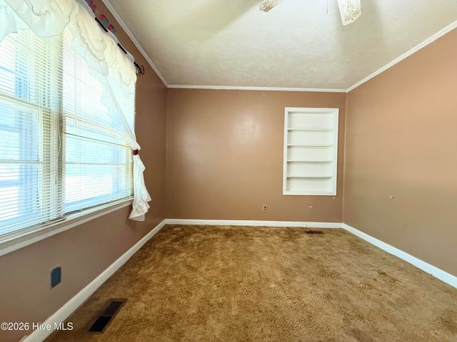 2301 S Nc 903 Highway, Magnolia, NC 28453